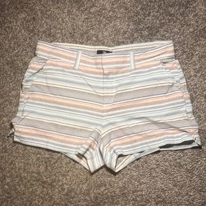Gap striped shorts